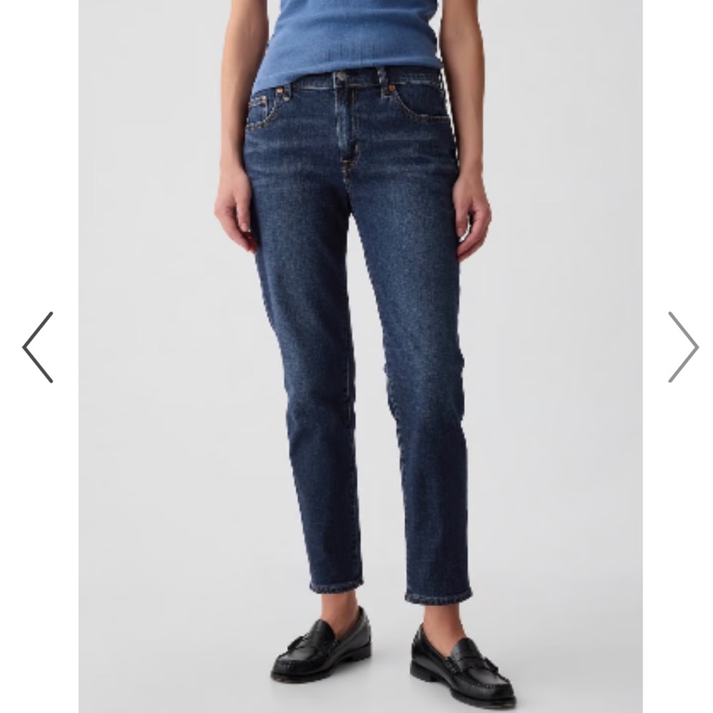 Gap Girlfriend Mid Rise Jeans Dark Wash Sz 29